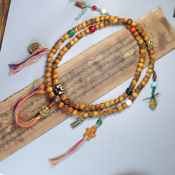 Tibetan yak bone hand-held bracelet carved with 108 Buddhist beads Tibetan agate accessories